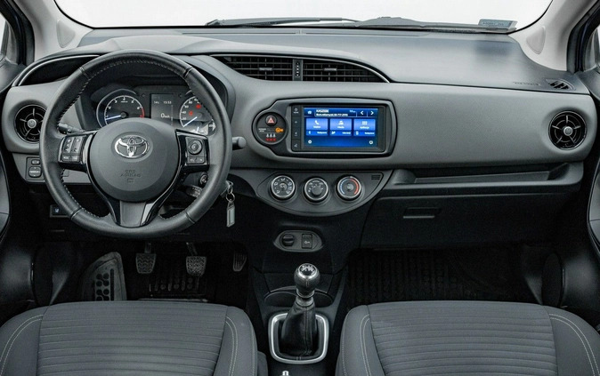 Toyota Yaris cena 59850 przebieg: 81942, rok produkcji 2020 z Radom małe 704